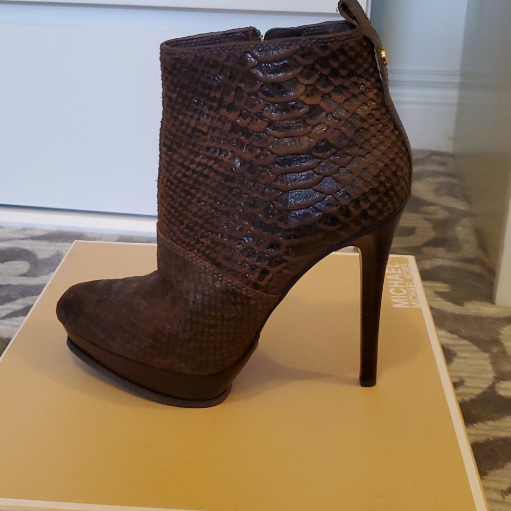 MK Bootie